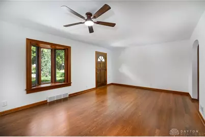 406 Spirea Drive, Oakwood, OH 45419 - Photo 5