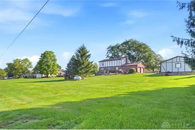 5375 S Hickory Court, Lewisburg, OH 45338 - Photo 5