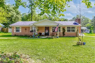 446 Woodside Dr, West Alexandria, OH 45381 - Photo 1