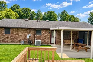 6566 Highbury Rd, Huber Heights, OH 45424 - Photo 17