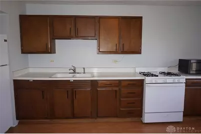2801 Kenview Avenue #B, Dayton, OH 45420 - Photo 5