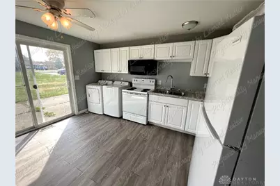 5440 Bellefontaine, Huber Heights, OH 45424 - Photo 5