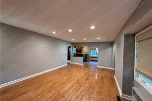 333 Thruston Blvd, Oakwood, OH 45419 - Photo 7