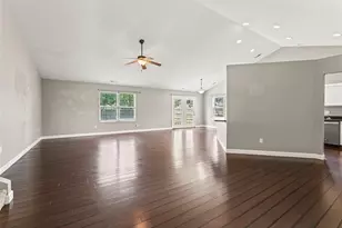 4660 Hialeah Park, Huber Heights, OH 45424 - Photo 11