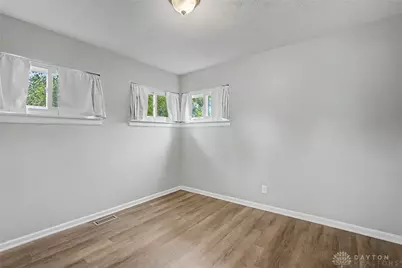 5623 Bayside Drive, Riverside, OH 45431 - Photo 15