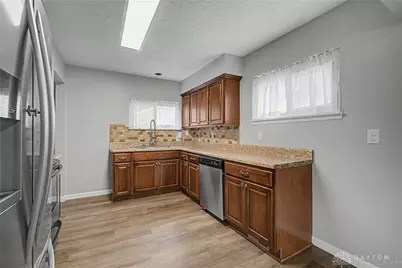 5623 Bayside Drive, Riverside, OH 45431 - Photo 9
