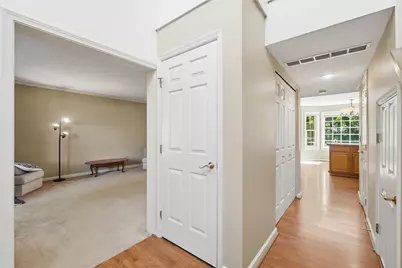660 Golf View Court, Vandalia, OH 45377 - Photo 7