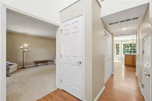 660 Golf View Ct, Vandalia, OH 45377 - Photo 7