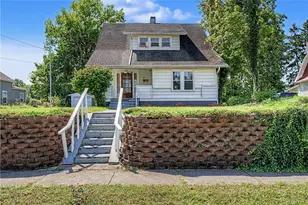 612 W Madison St, New Carlisle, OH 45344 - Photo 1