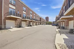 30 N Center St, Springfield, OH 45502 - Photo 33