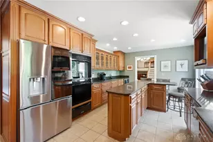 6320 Tomahawk Trail, Washington Twp, OH 45459 - Photo 15