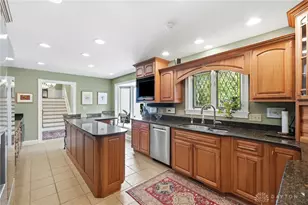 6320 Tomahawk Trail, Washington Twp, OH 45459 - Photo 13