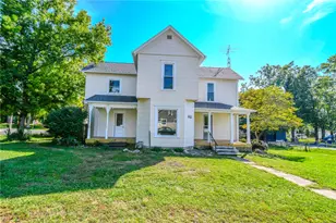 312 N Monroe St, Christiansburg, OH 45389 - Photo 11