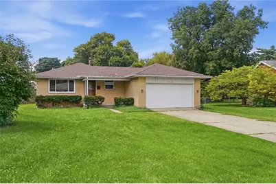 3334 Carlin Drive, West Carrollton, OH 45449 - Photo 1