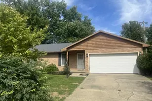 815 Kathryn Dr, Wilmington, OH 45177 - Photo 1