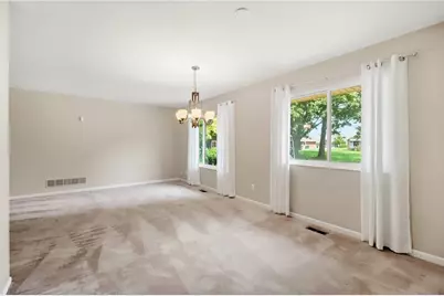 7611 Pelway Drive, Centerville, OH 45459 - Photo 11