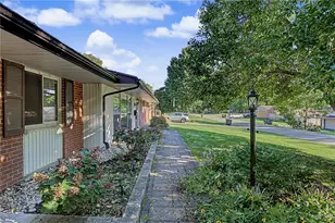 2449 Marcia Dr, Bellbrook, OH 45305 - Photo 7