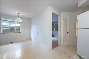 21 Lynn Rae Cir, Dayton, OH 45458 - Photo 11