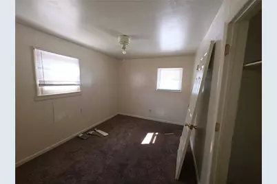 625 Fleetfoot Avenue, Dayton, OH 45417 - Photo 9