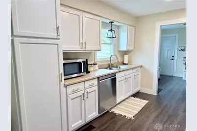 367 Bowman Drive, Fairborn, OH 45324 - Photo 5