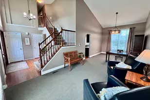 6218 Hedgerow Dr, West Chester Twp, OH 45069 - Photo 9