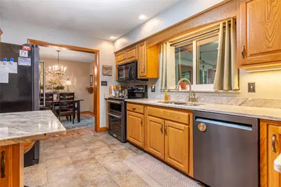 829 Lovetta Drive, Kettering, OH 45429 - Photo 13