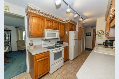 1039 Heathwood Drive, Englewood, OH 45322 - Photo 9
