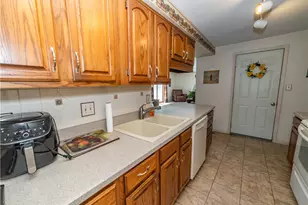1039 Heathwood Dr, Englewood, OH 45322 - Photo 7