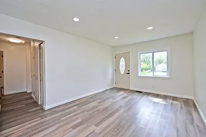 4473 Catalina Avenue, Dayton, OH 45416 - Photo 9
