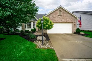 6901 Wembley Cir, Centerville, OH 45459 - Photo 1