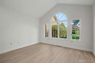 889 Timberlake Ct, Dayton, OH 45429 - Photo 29