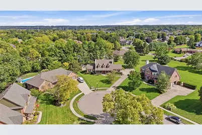 820 Juniper Court, Tipp City, OH 45371 - Photo 3
