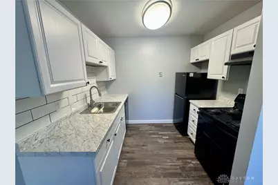 3217 Wilmington Pike, Dayton, OH 45429 - Photo 9