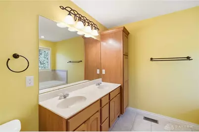 2530 Chamomile Court, Troy, OH 45373 - Photo 29