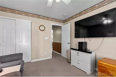 1086 Deercreek Drive, Fairborn, OH 45324 - Photo 25