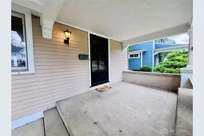 62 E Dixon Avenue, Oakwood, OH 45419 - Photo 5