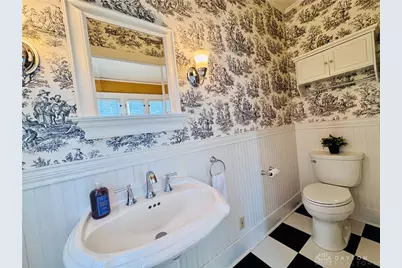 62 E Dixon Avenue, Oakwood, OH 45419 - Photo 35