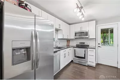 441 W Early Drive, Miamisburg, OH 45342 - Photo 9