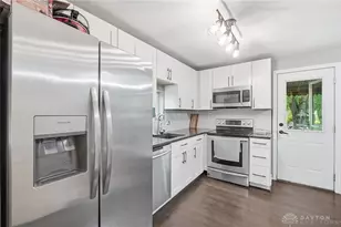 441 W Early Dr, Miamisburg, OH 45342 - Photo 9