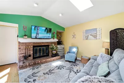 810 Pine Needles Drive, Dayton, OH 45458 - Photo 9