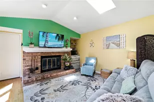 810 Pine Needles Dr, Dayton, OH 45458 - Photo 9