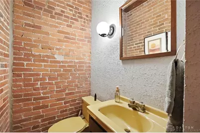416 E 6th Street, Dayton, OH 45402 - Photo 23