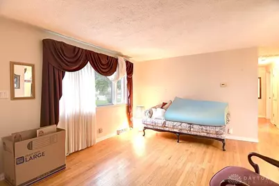 7819 Lyn Drive, Franklin, OH 45005 - Photo 5