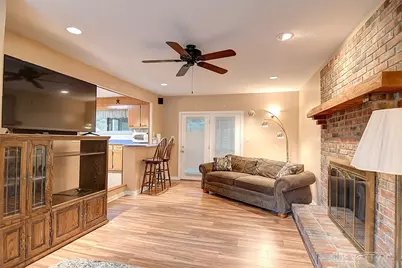 7819 Lyn Drive, Franklin, OH 45005 - Photo 9