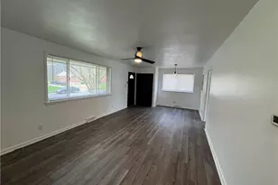 2612 Windlow Dr, Dayton, OH 45406 - Photo 3