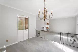 5691 Marshall Rd, Dayton, OH 45429 - Photo 9