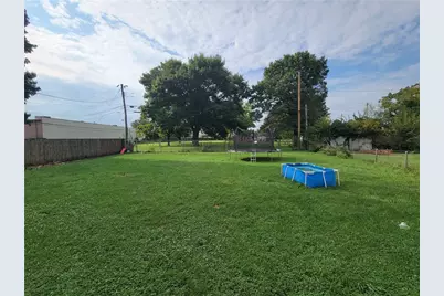 108 Funston Avenue, New Carlisle, OH 45344 - Photo 3