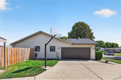 2509 Aberdeen Court, Troy, OH 45373 - Photo 3