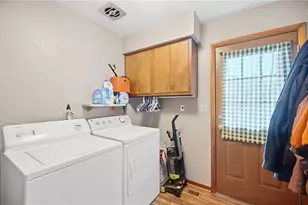 12442 Brookville Pyrmont Rd, Brookville, OH 45309 - Photo 11
