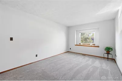 7702 Brams Hill Drive, Dayton, OH 45459 - Photo 31